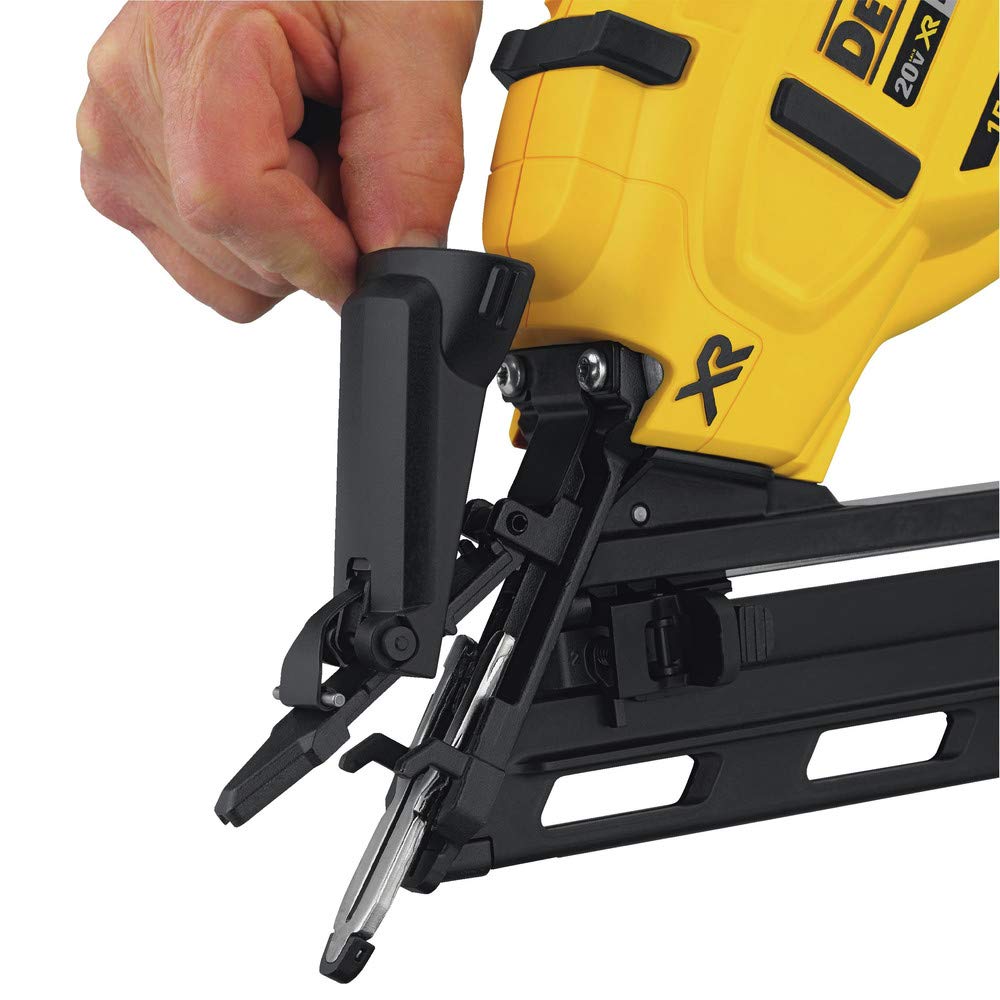 20V MAX XR 15 Gauge Angled Finish Nailer N180